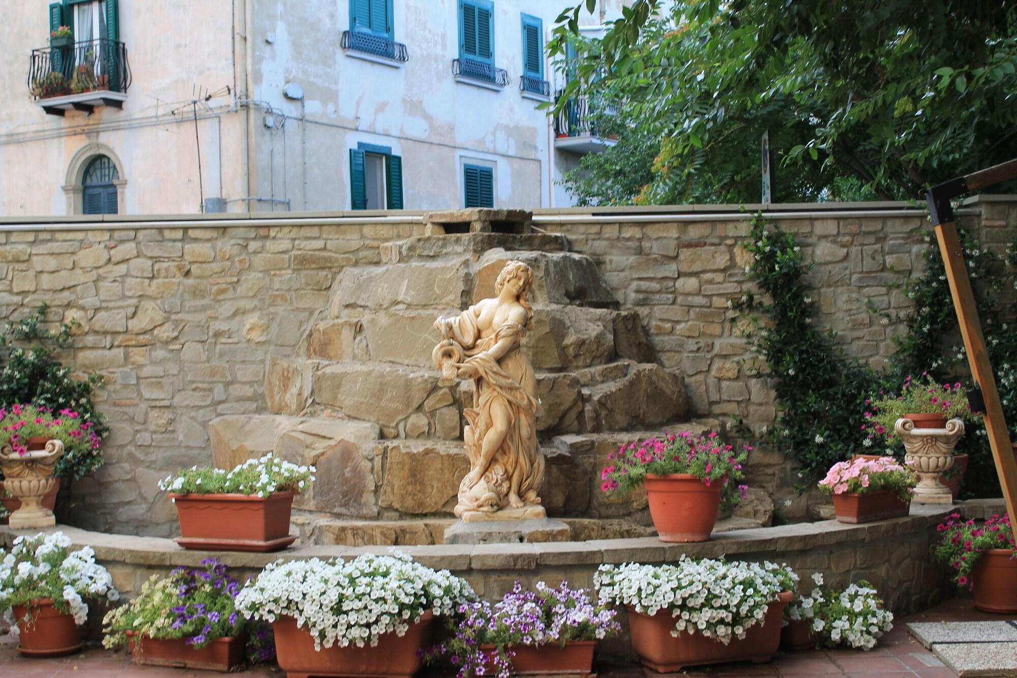 Hotel Ristorante Mariano Stigliano  Extérieur photo